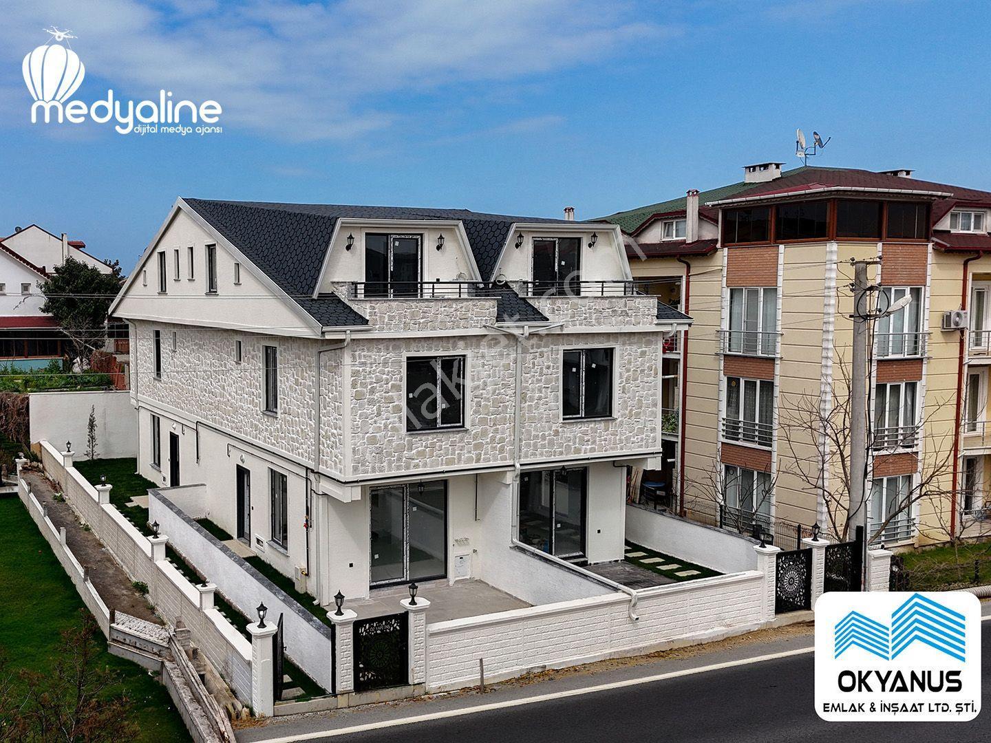 Sakarya Kocaali'de Hastaneye Yakın Bahçeli Kaçırılmayacak 4+1 Villa