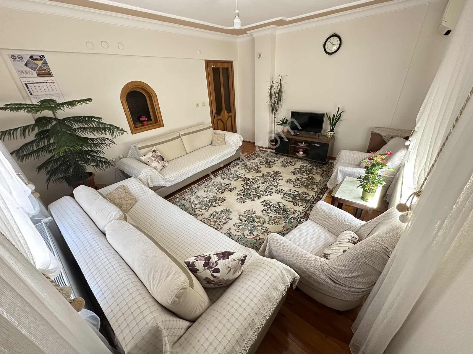 Full Kredili Cadde Üzeri 3+1 170 M2 - Görsel 12