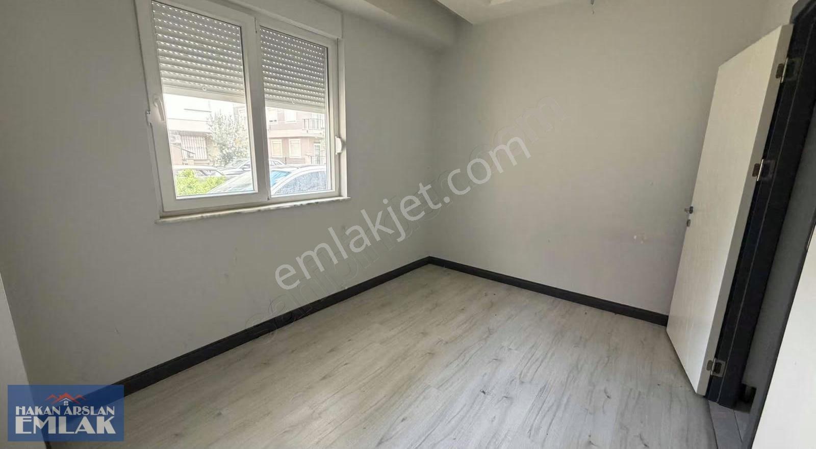 Barışmanço Bulvarı Dibi Şehir Hastanesi Yolu Üzeri Kiralık 1+1 - Görsel 7