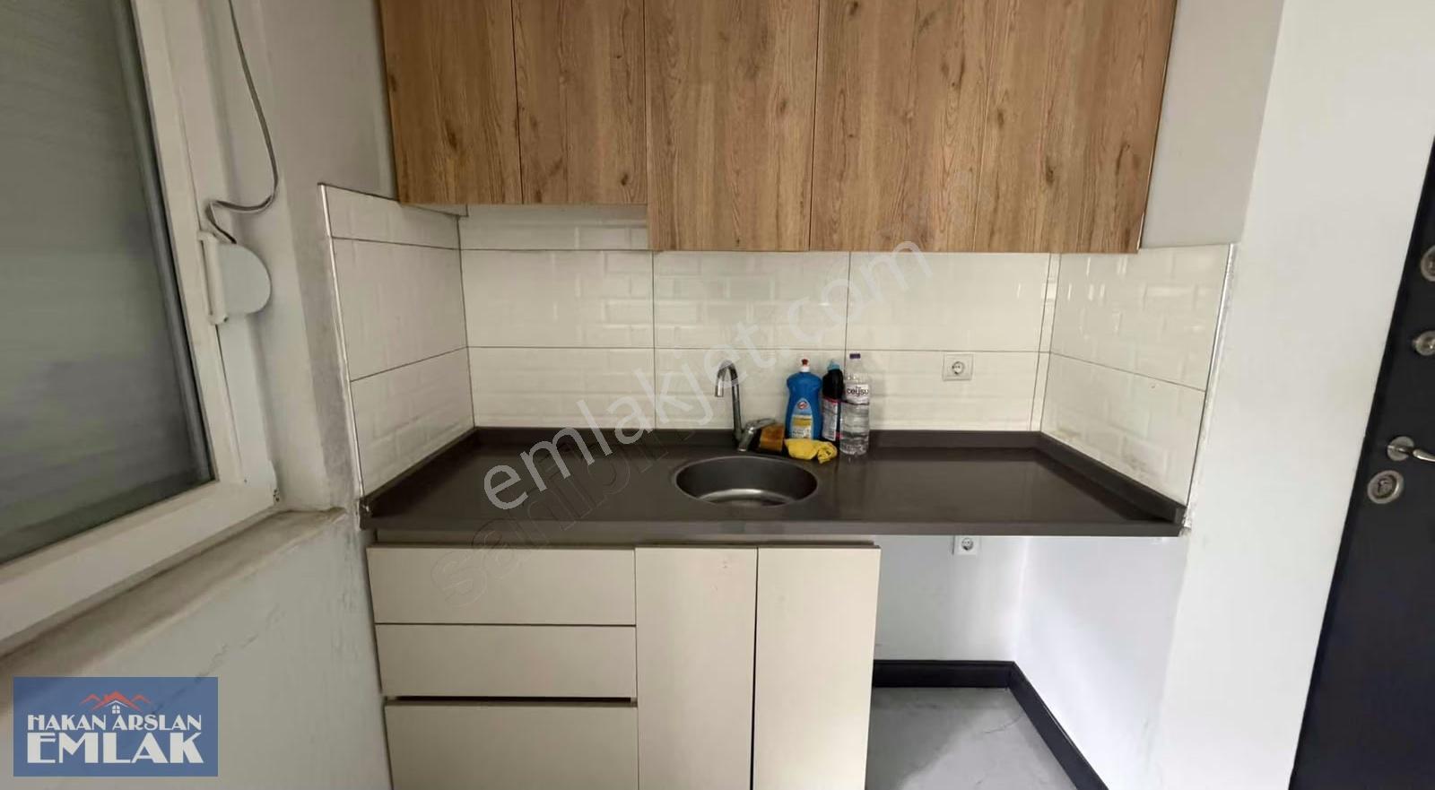Barışmanço Bulvarı Dibi Şehir Hastanesi Yolu Üzeri Kiralık 1+1 - Görsel 17