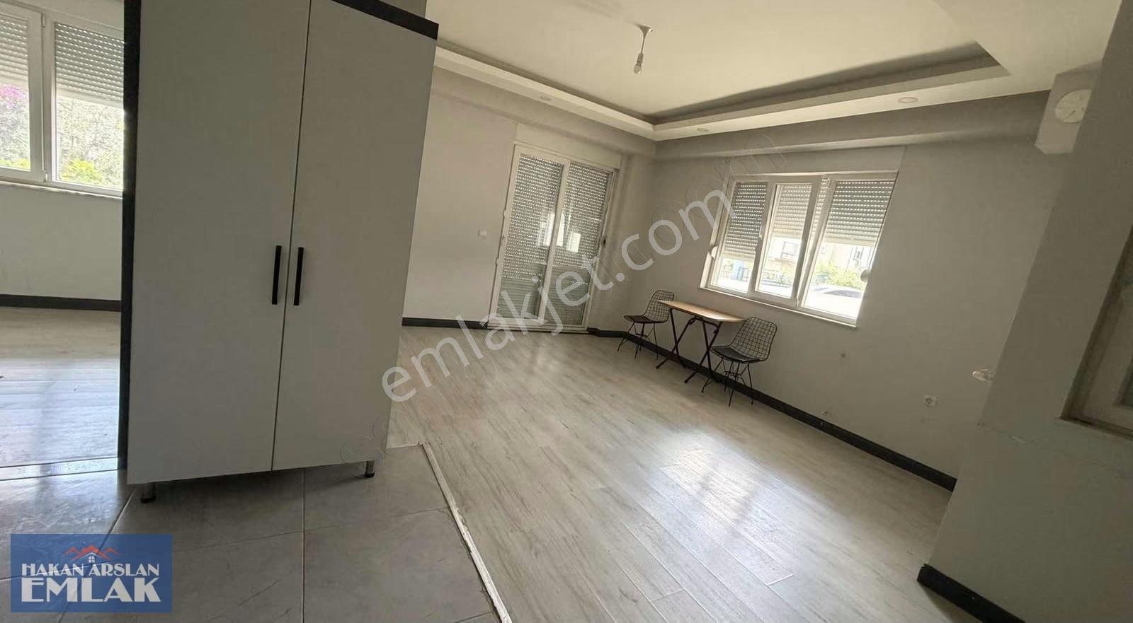 Barışmanço Bulvarı Dibi Şehir Hastanesi Yolu Üzeri Kiralık 1+1 - Görsel 6