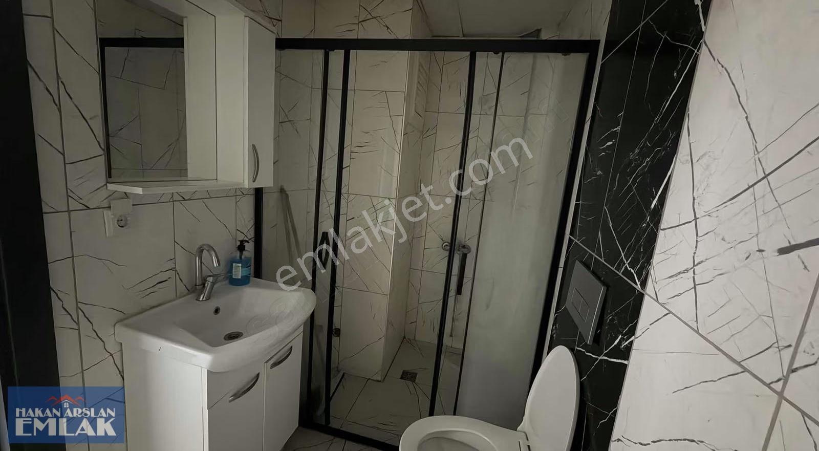 Barışmanço Bulvarı Dibi Şehir Hastanesi Yolu Üzeri Kiralık 1+1 - Görsel 13