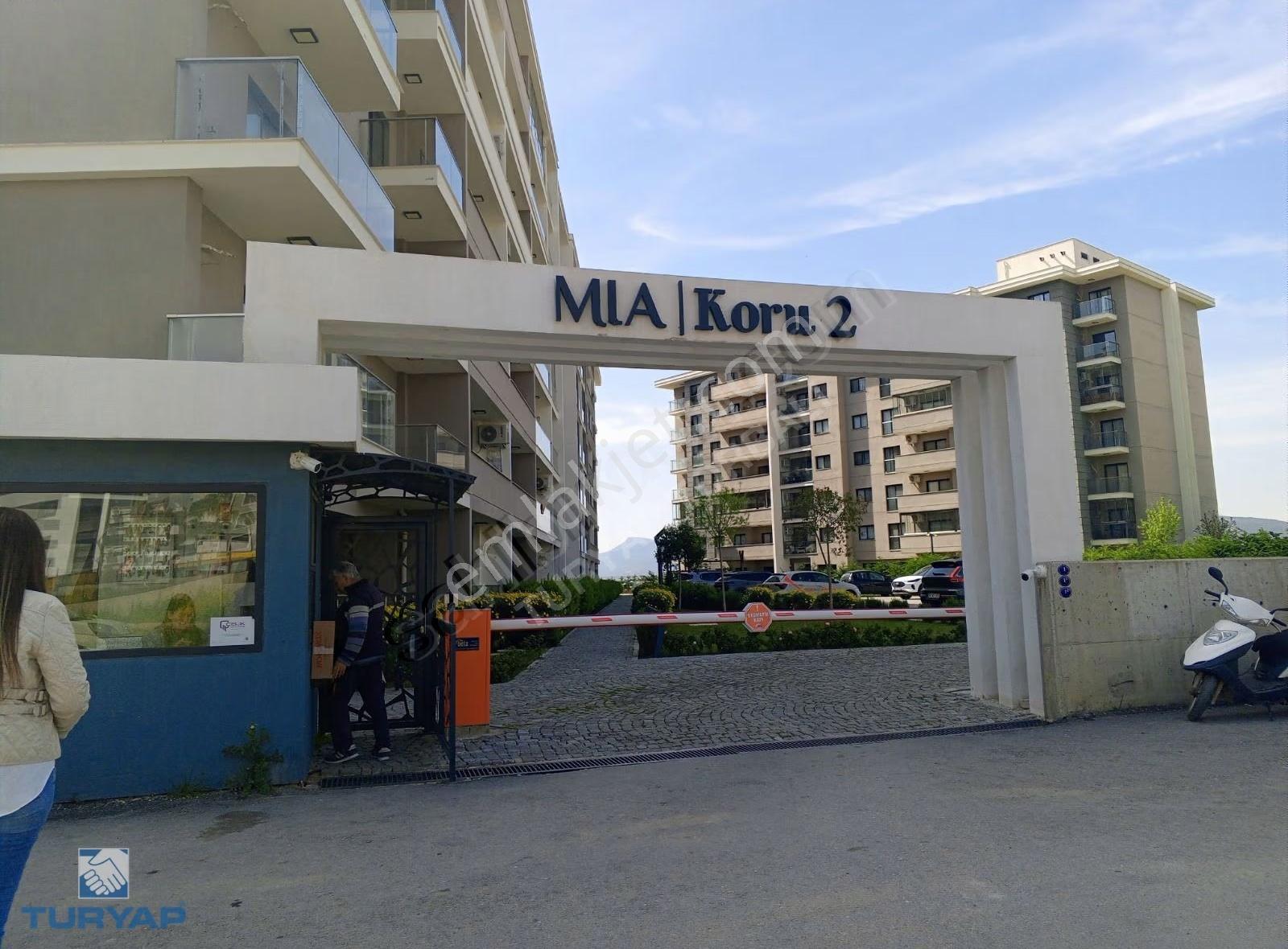 İzban Yanı! Havuzlu- Mia Koru Sitesinde Satılık 2+1 Fırsat !