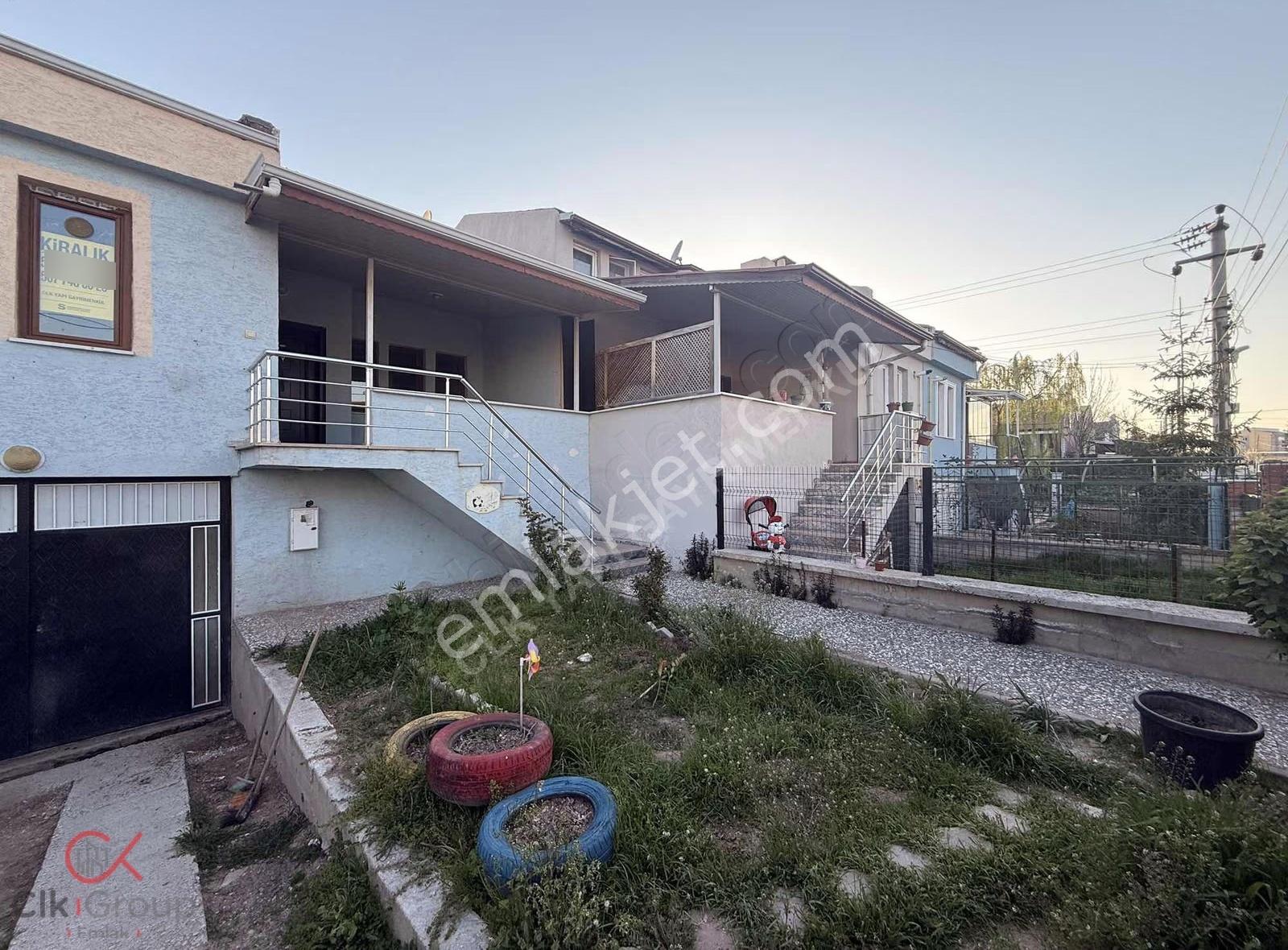 Clk'dan 75.yıl Mah. 3+1 Geniş Ferah Bahçeli Villa - Görsel 12