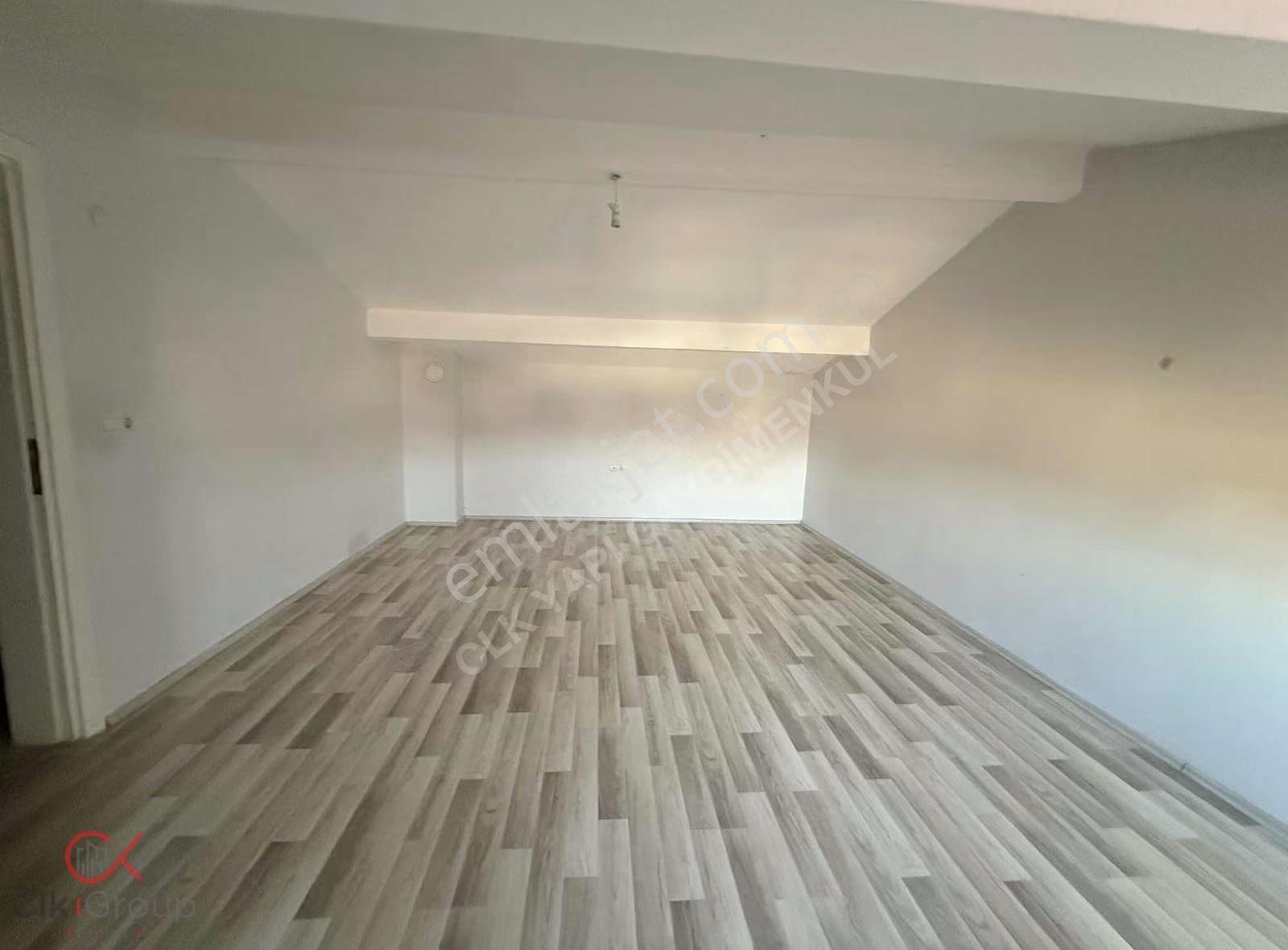 Clk'dan 75.yıl Mah. 3+1 Geniş Ferah Bahçeli Villa - Görsel 15