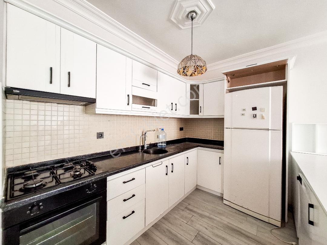 2+1 Güvenlikli Ve Havuzlu Sitede Dönensel Kiralık Daire - Görsel 4