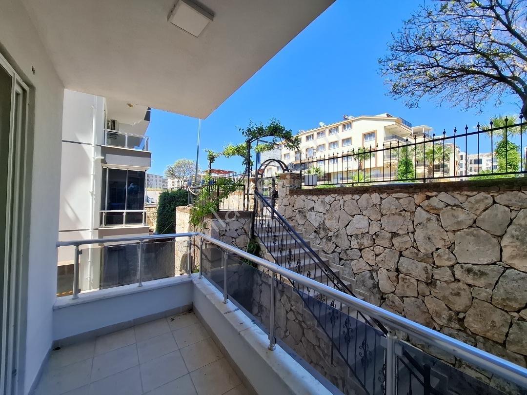 2+1 Güvenlikli Ve Havuzlu Sitede Dönensel Kiralık Daire - Görsel 9
