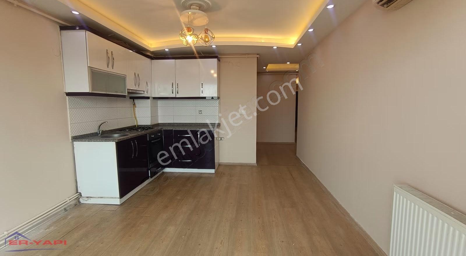 Er Yapı 2+1 D.gazlı Balkon Hasanağa Parkı Asansörlü Satılık Dair - Görsel 4