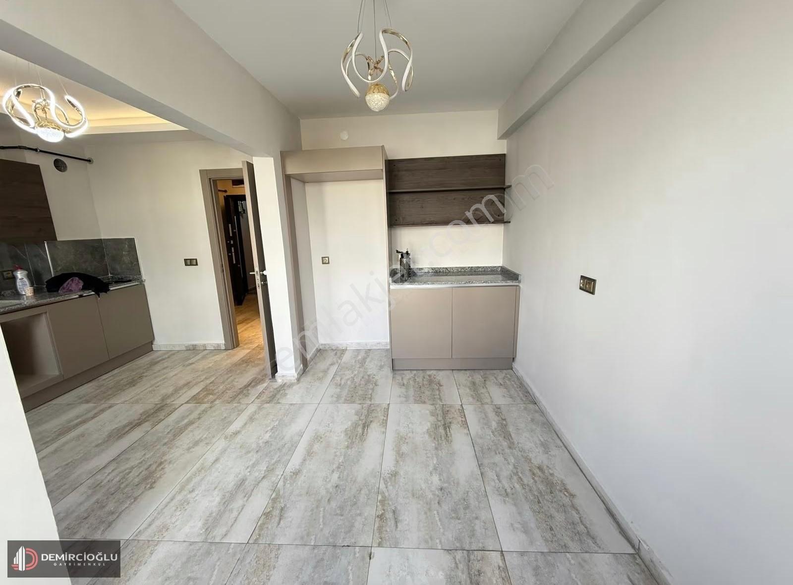 Atatarük Bulvarında Kiralık Sıfır 3+1 Daire - Görsel 14