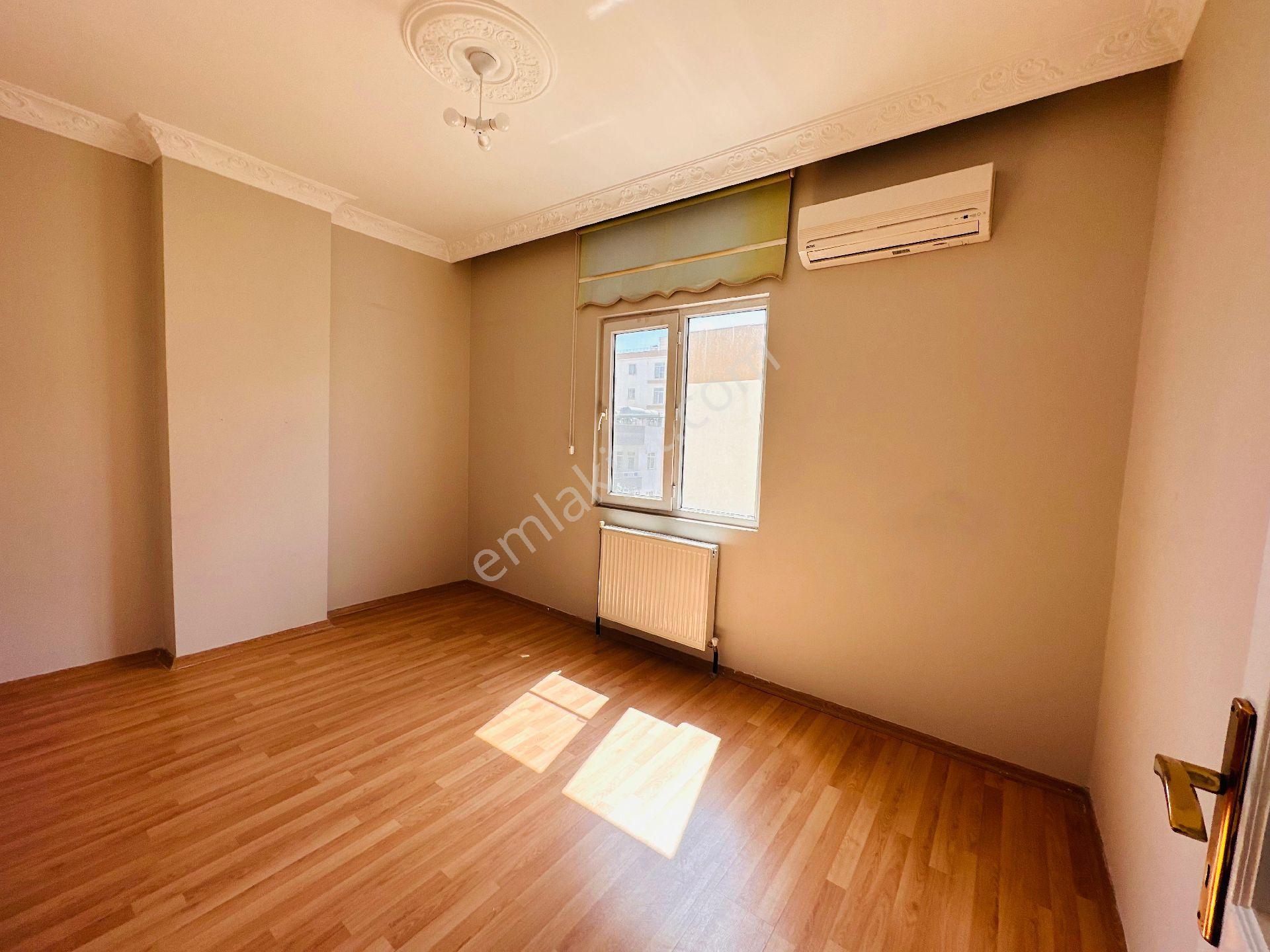 Dinç Emlaktan Kiralık 4+1 Daire Park Hastane Konumlu - Görsel 15