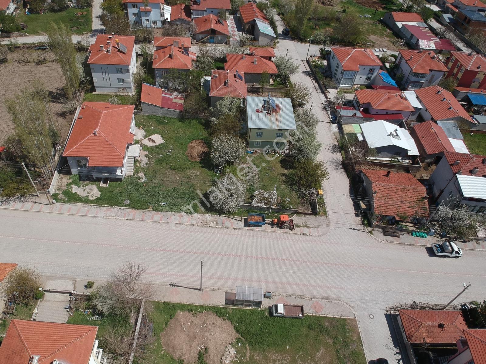 İlbey // Şuhut Zafer Mahallesi Aydın Caddesi Üzerinde 443m² Arsa - Görsel 9