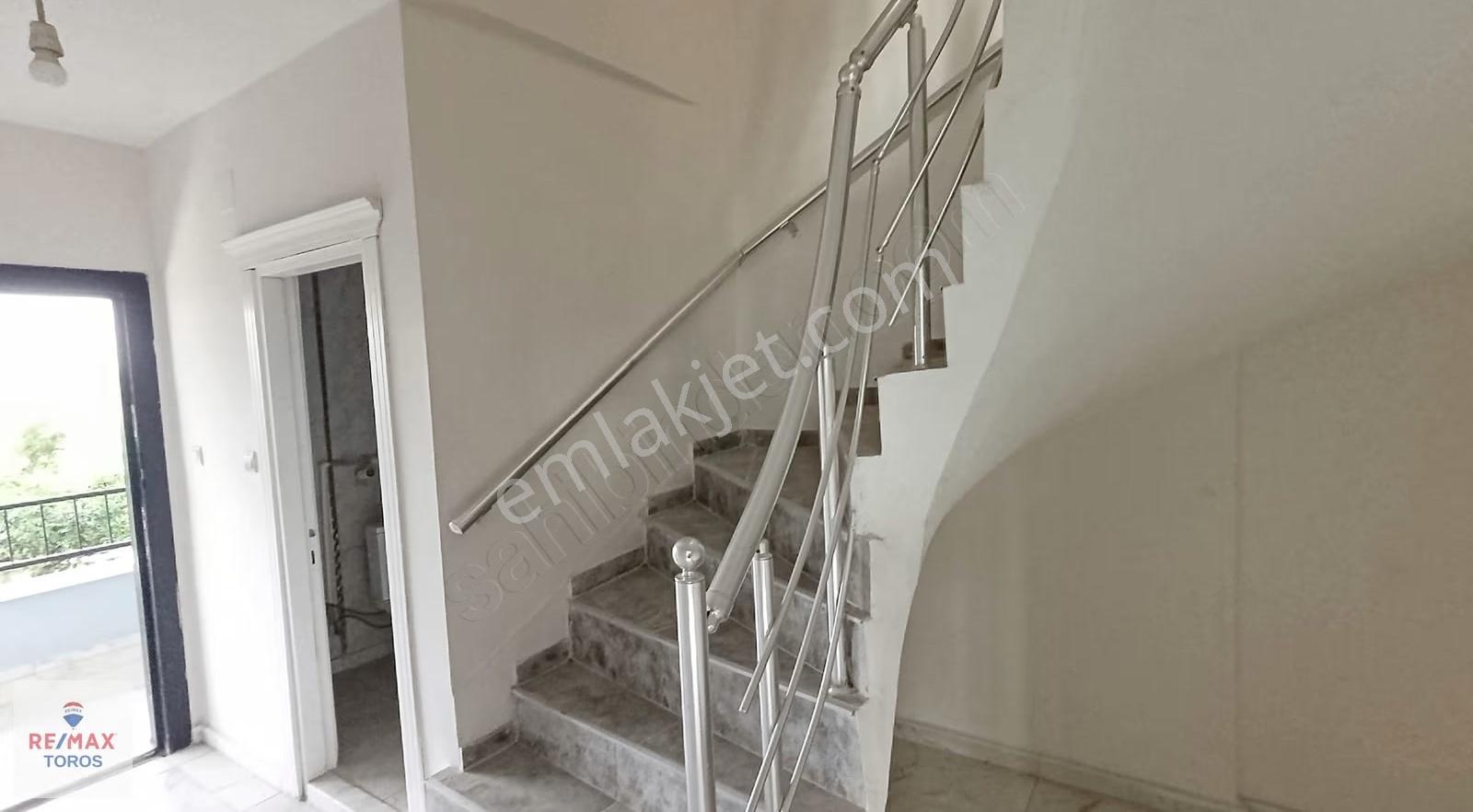 Remax Toros'tan Buluklu'da Triplex Villa - Görsel 9