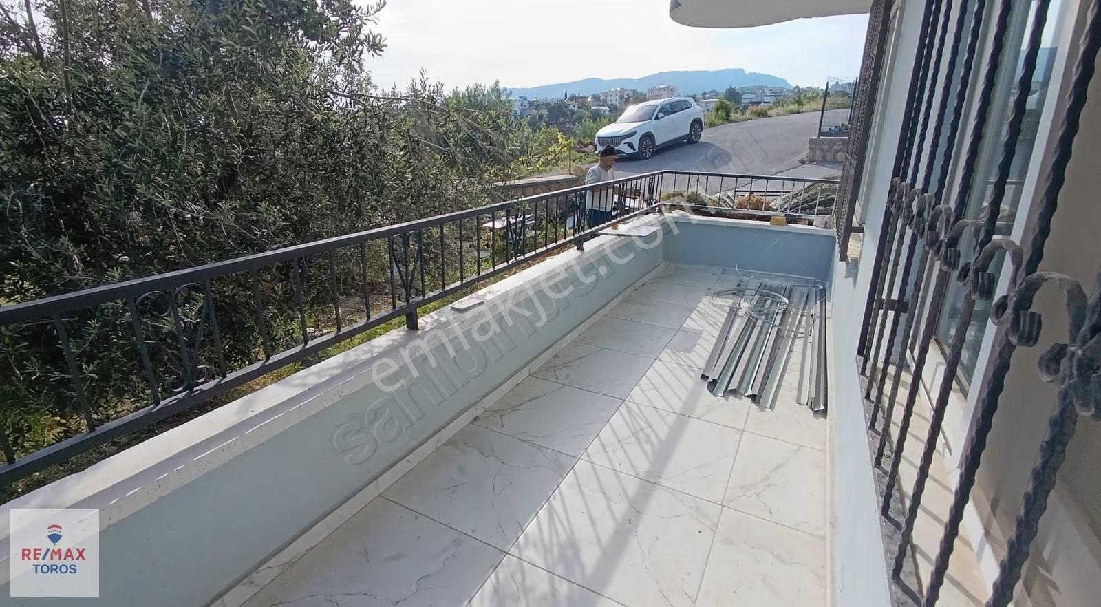 Remax Toros'tan Buluklu'da Triplex Villa - Görsel 25