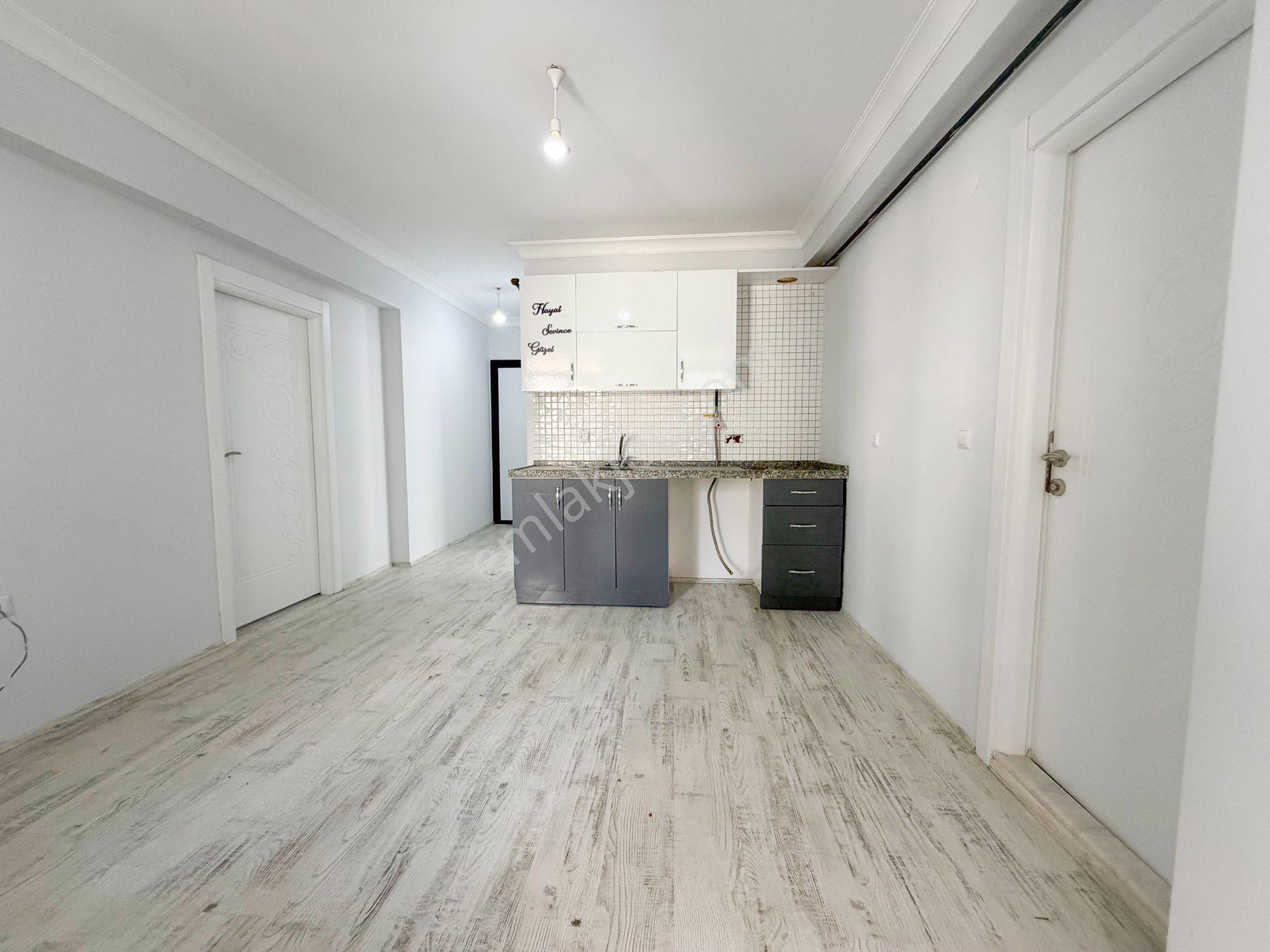 Geniş Balkonlu 2+0 Kombili Kiralık Daire - Görsel 8