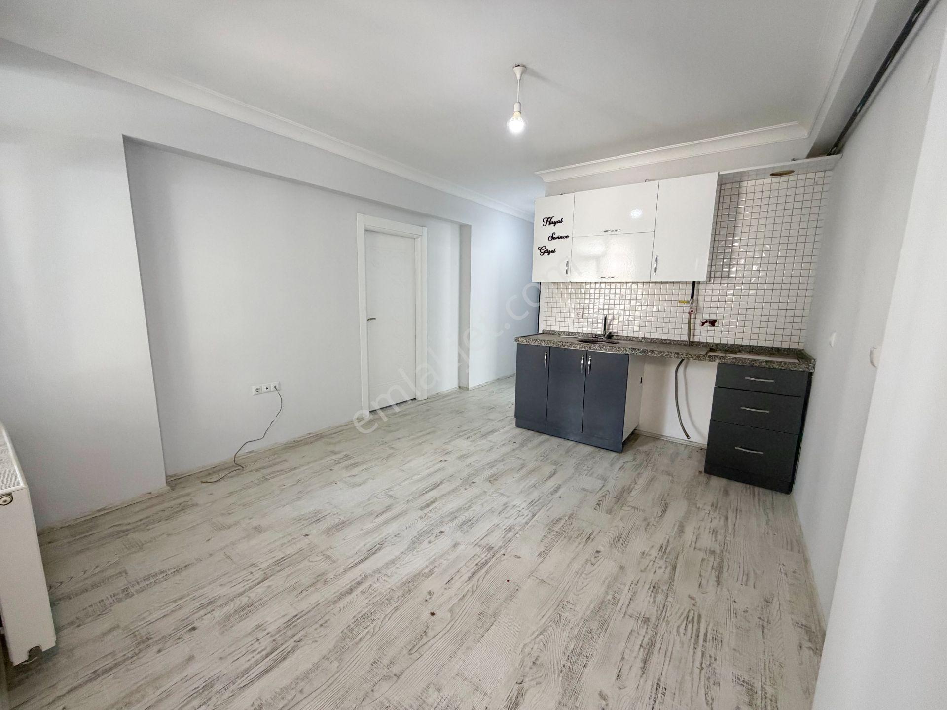 Geniş Balkonlu 2+0 Kombili Kiralık Daire - Görsel 7