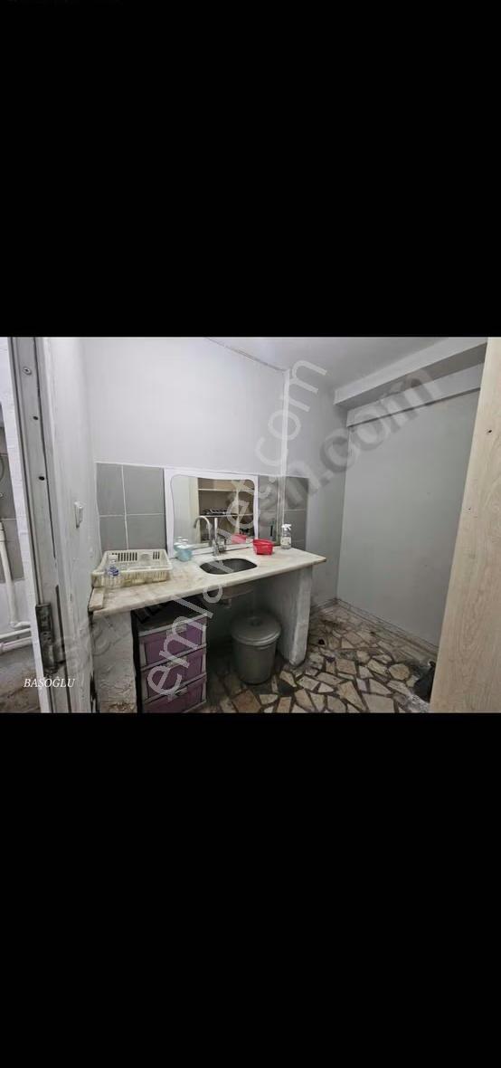 Balipaşa Caddesi'nde Kiralık Köşe Dükkan - Görsel 7