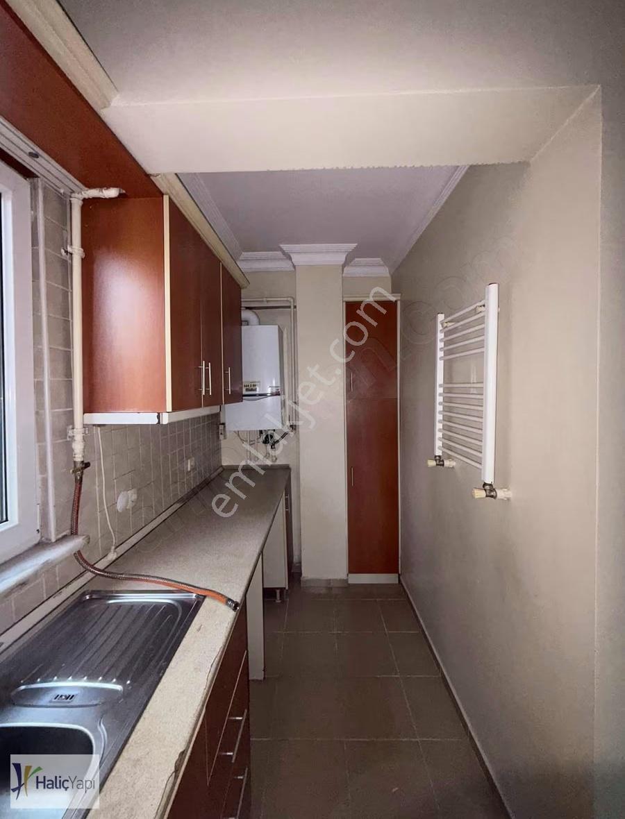 Feriköy Yay Meydanı'nda Kiralık 2+1 Daire - Görsel 14