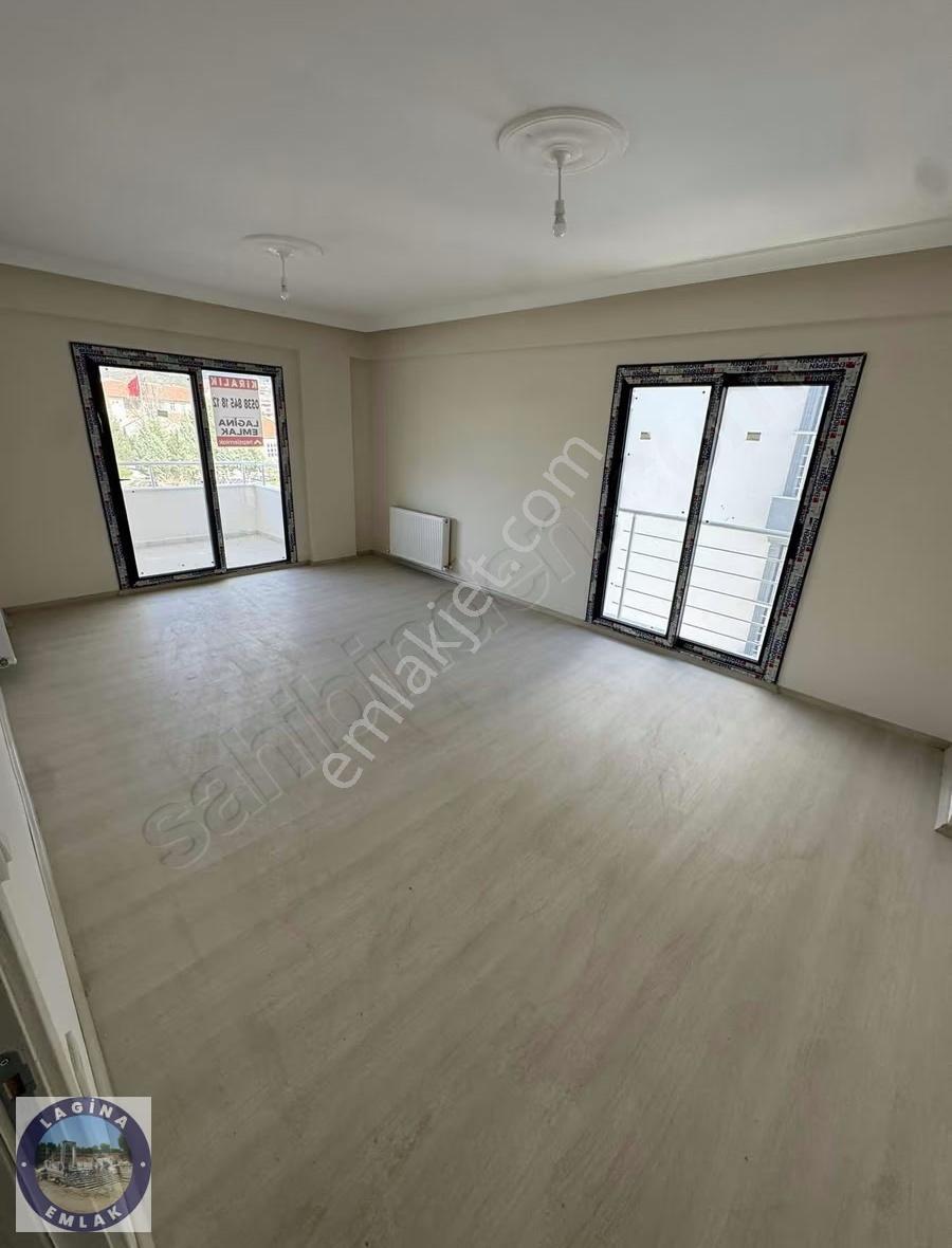 Kiralık Sıfır Ebeveyn Banyolu 3+1 Daire - Görsel 20