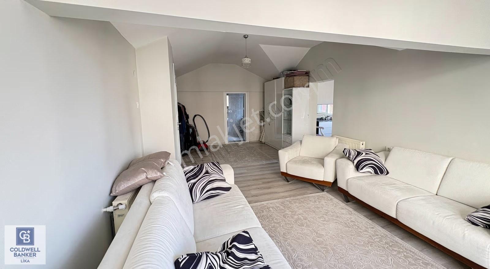 Atakent Sitesinde 5+1 Kış Bahçeli Satılık Villa - Görsel 18