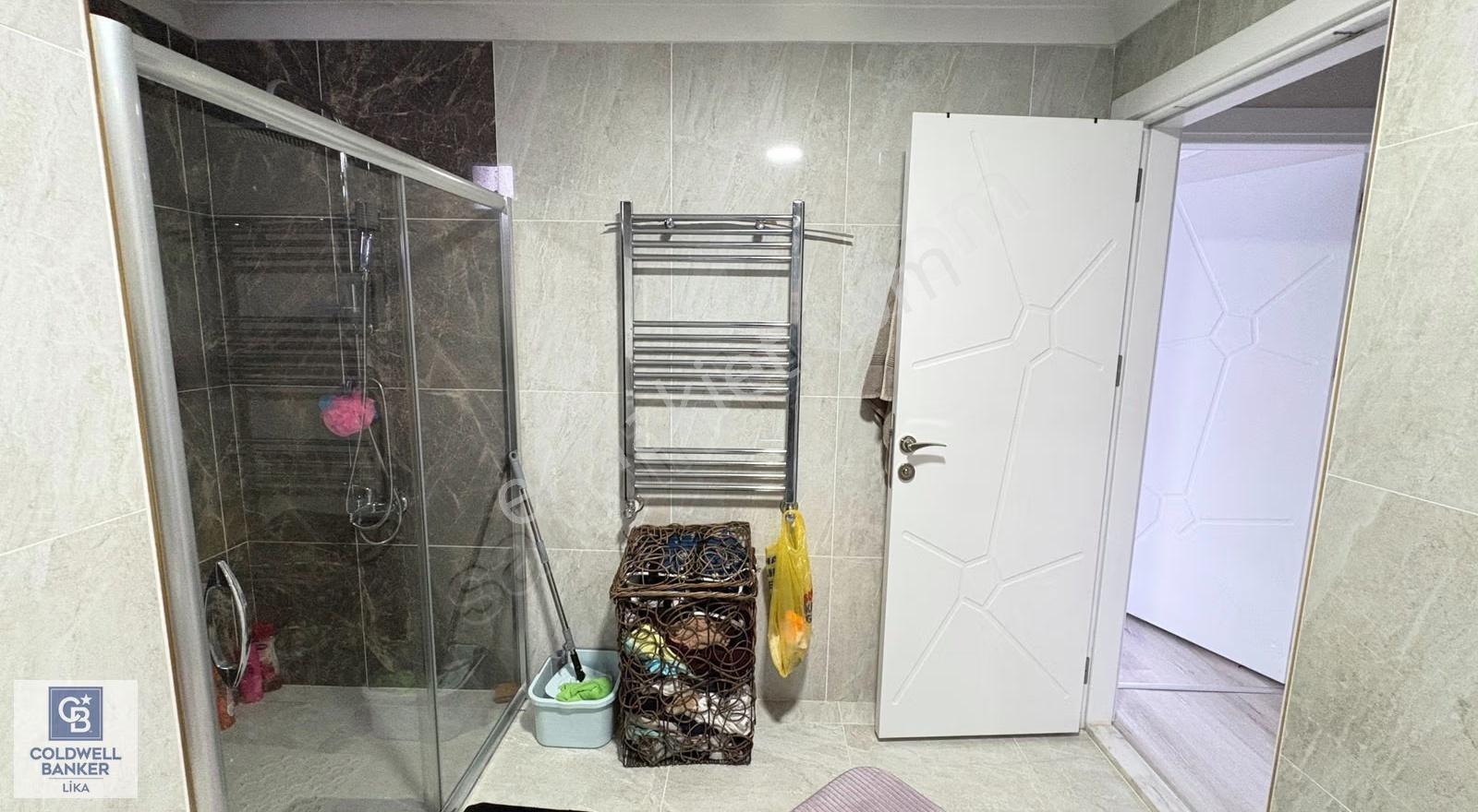 Atakent Sitesinde 5+1 Kış Bahçeli Satılık Villa - Görsel 20