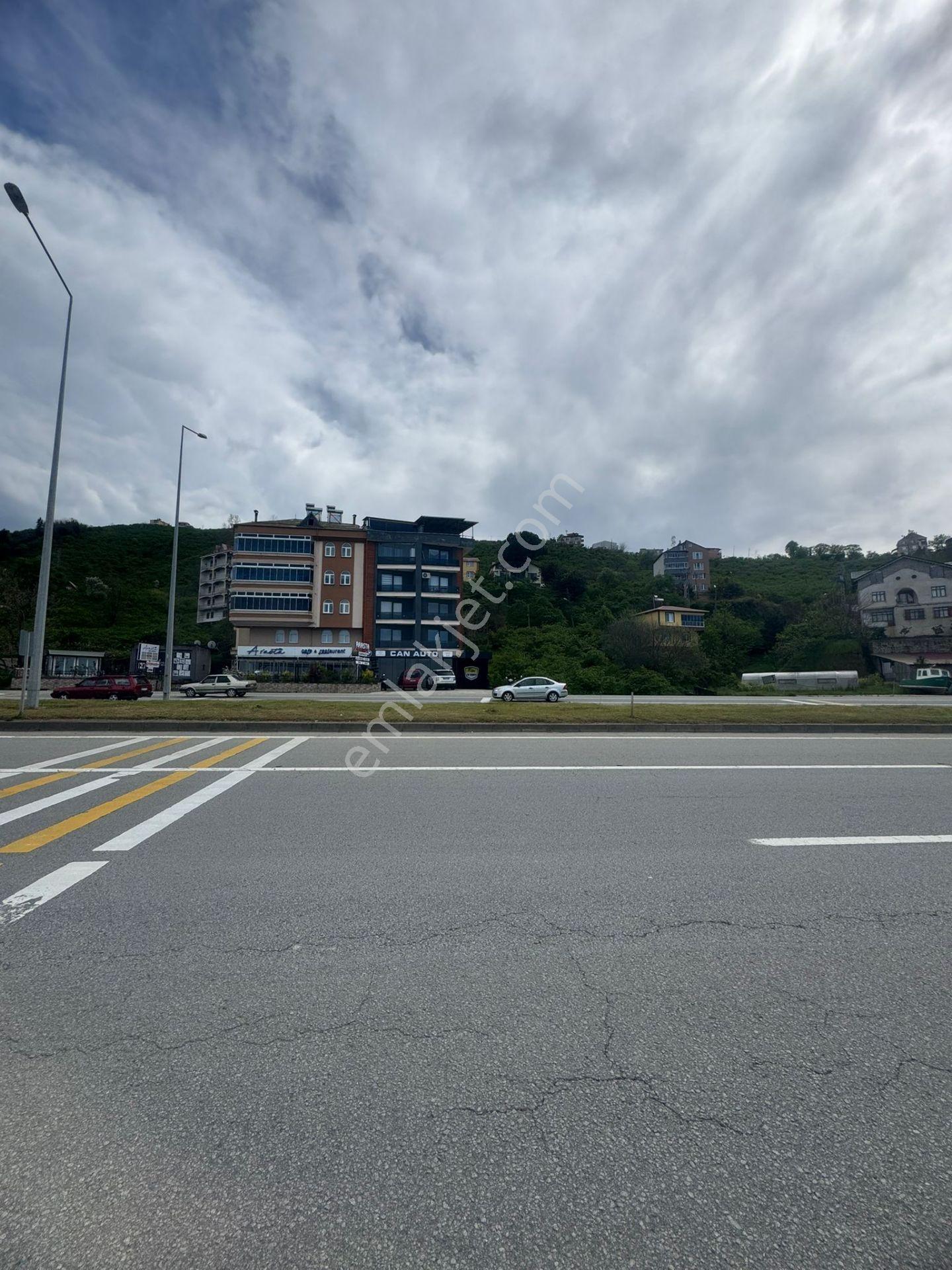 İnanç Emlaktan Giresun Keşap Uzuncakum Mevkiinde 1+1 Eşyalı Sıfır Daire - Görsel 3