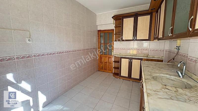 Kervansaray Sitesi'nde Deniz Manzaralı Kiralık 3+1 Daire - Görsel 12