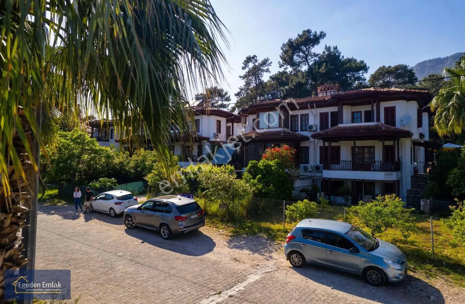 Egeden Emlak Akyaka Azmağa 50 Mt Mesafede Villa + Ticari Konut