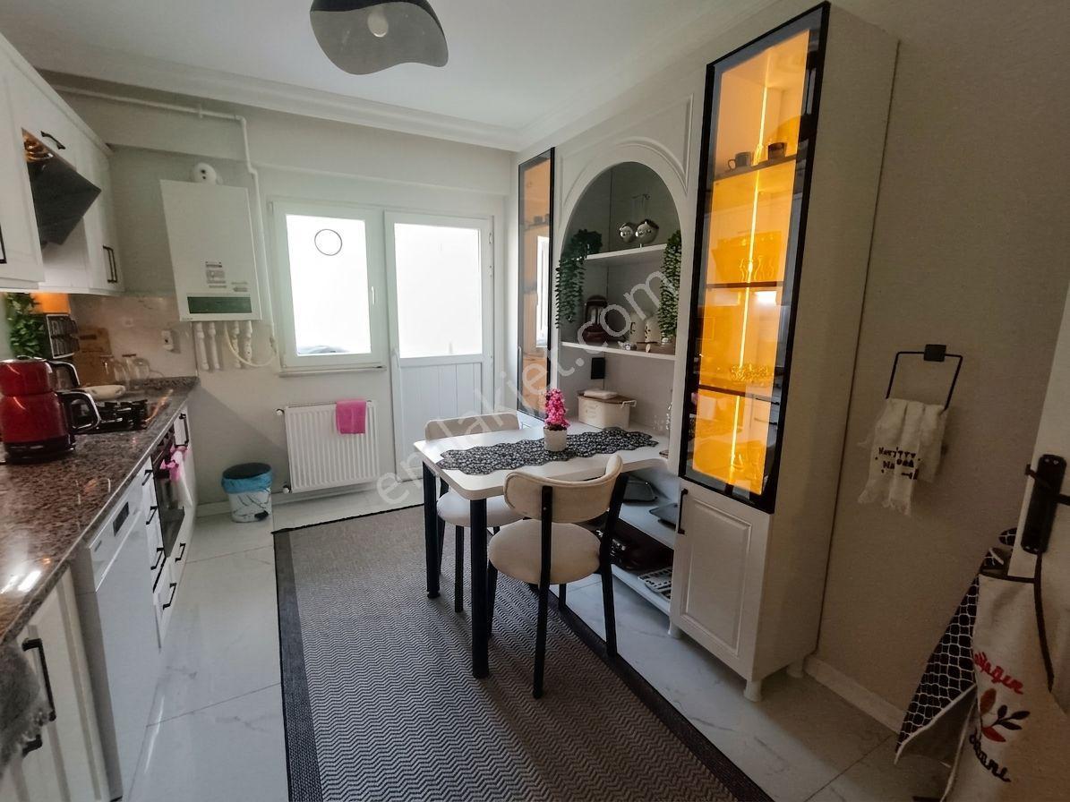 Geyve Alifuatpaşada Site İçi Asansörlü Geniş 3+1 Lüks Daire - Görsel 12