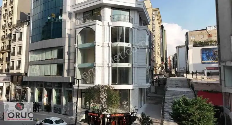 İstanbul Lalelide Kiralık Kompile Bina