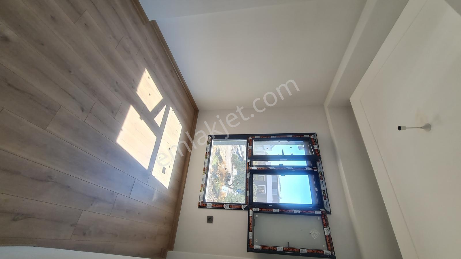 Çandarlıda Denize 100 Metre Mesafede Havuzlu Lüks Villa - Görsel 5