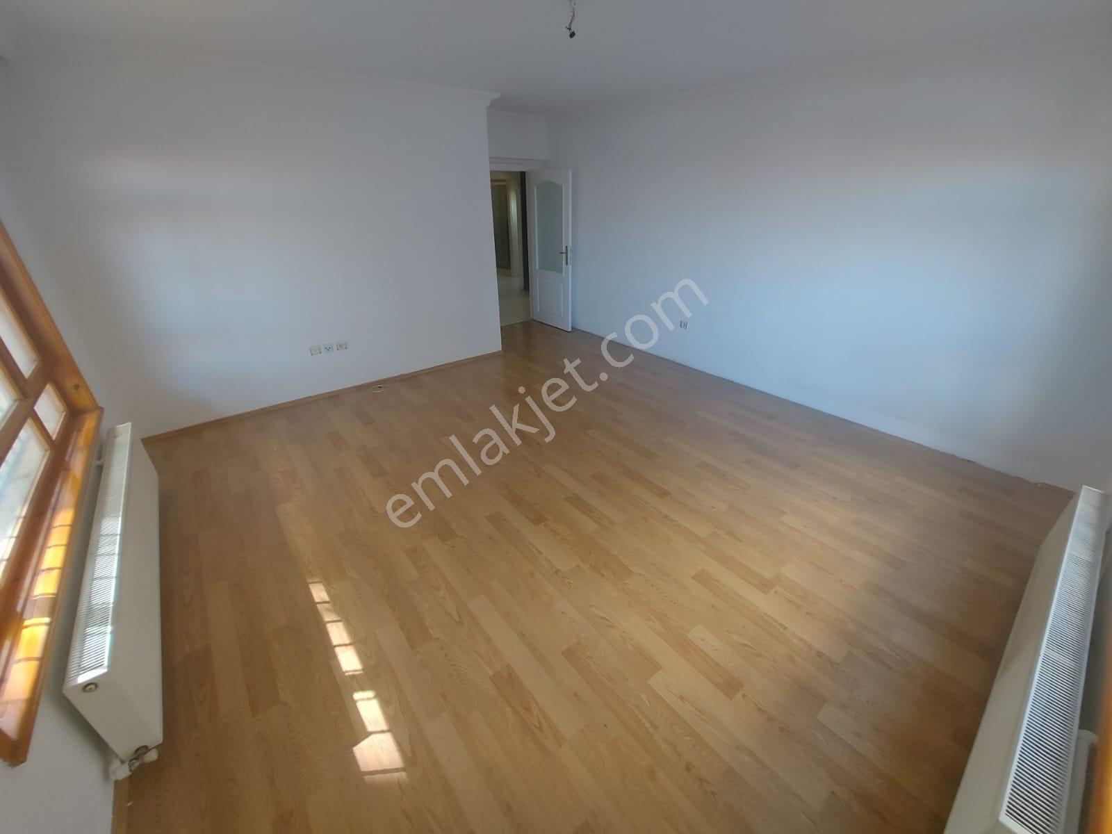 Asyapıdan 3+1 140m2 Asansörlü-kapalıgarajlı-teraslı-lüx Kombili - Görsel 3