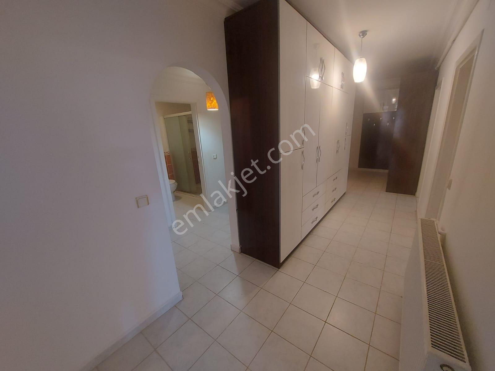 Asyapıdan 3+1 140m2 Asansörlü-kapalıgarajlı-teraslı-lüx Kombili - Görsel 19