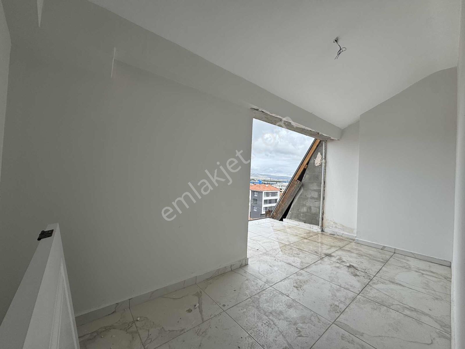 Esentepe Mah.teı Yakını Satılık 5+1 Dubleks Daire - Görsel 32