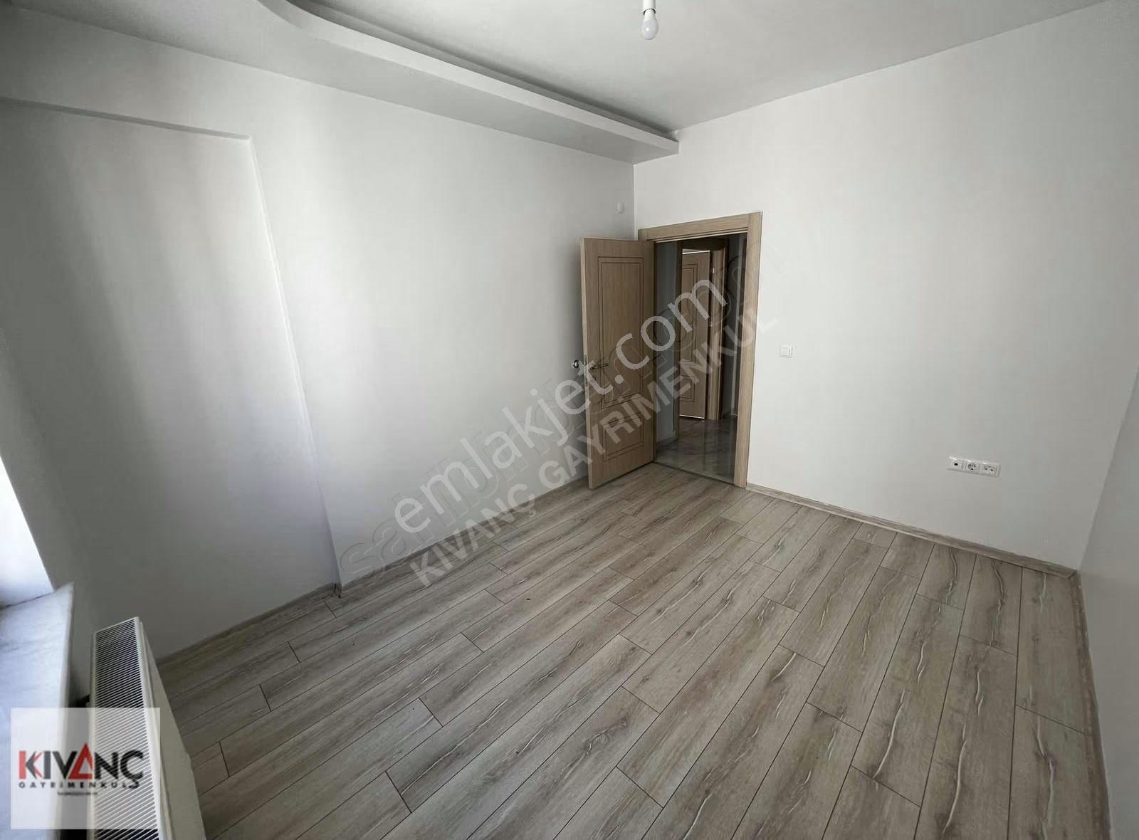 Kıvanç Gayrimenkul'den Fahri Kayahanda Kiralık 3+1 Daire - Görsel 13