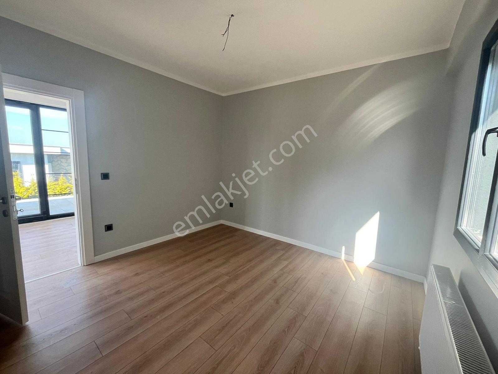 Remax Anka'dan Şile'de Deniz Manzaralı Müstakil Havuzlu Villa - Görsel 30