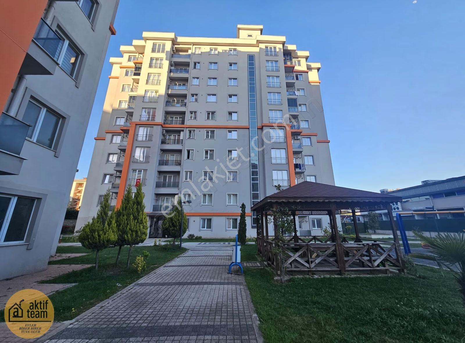Kurtköy Harmandere Konutları'nda Kiracısız Satılık 2+1 Daire