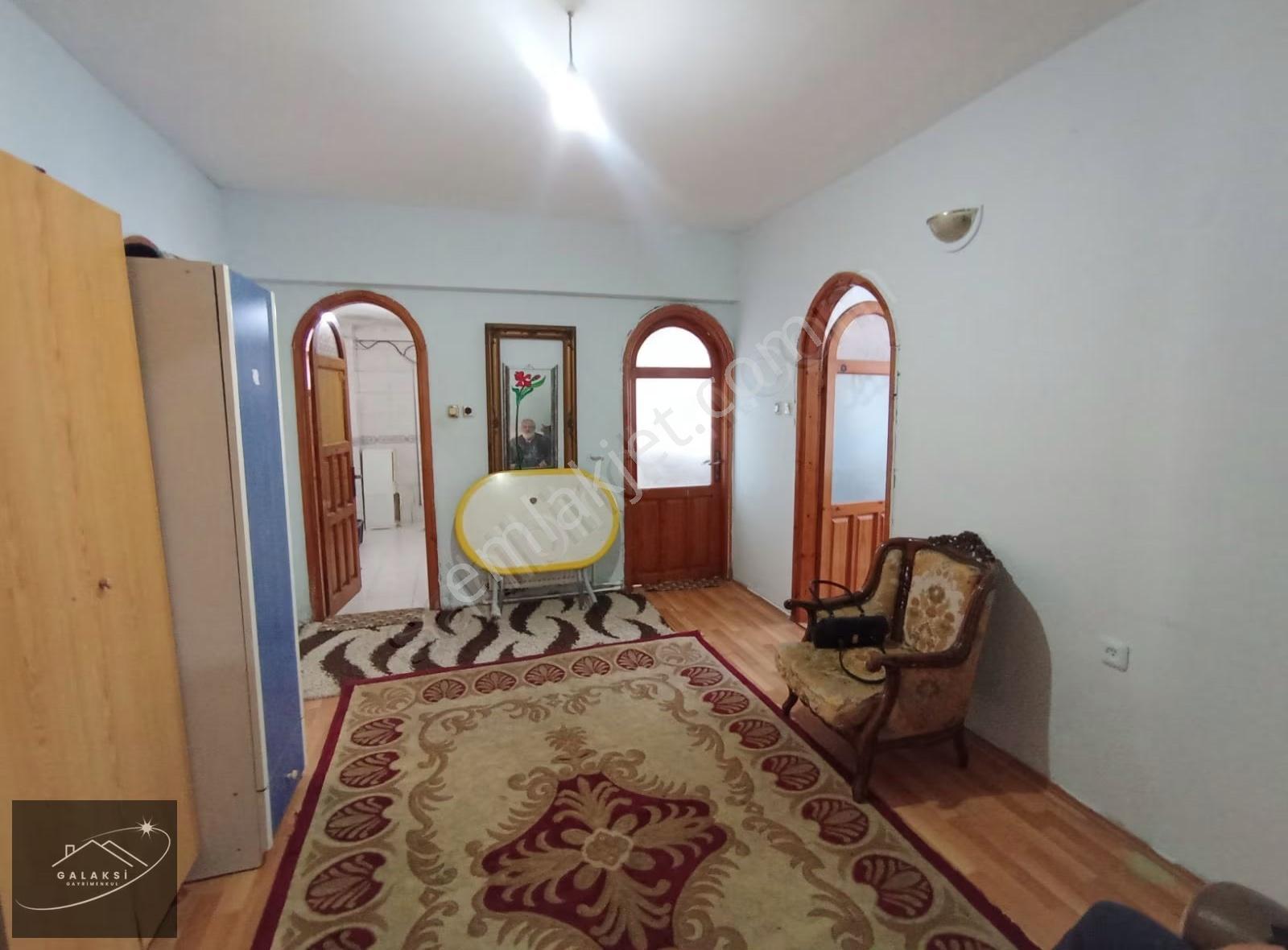 Şehir Manzaralı Kalabalık Yaşama Uygun Eşyalı 4+1 - Görsel 15