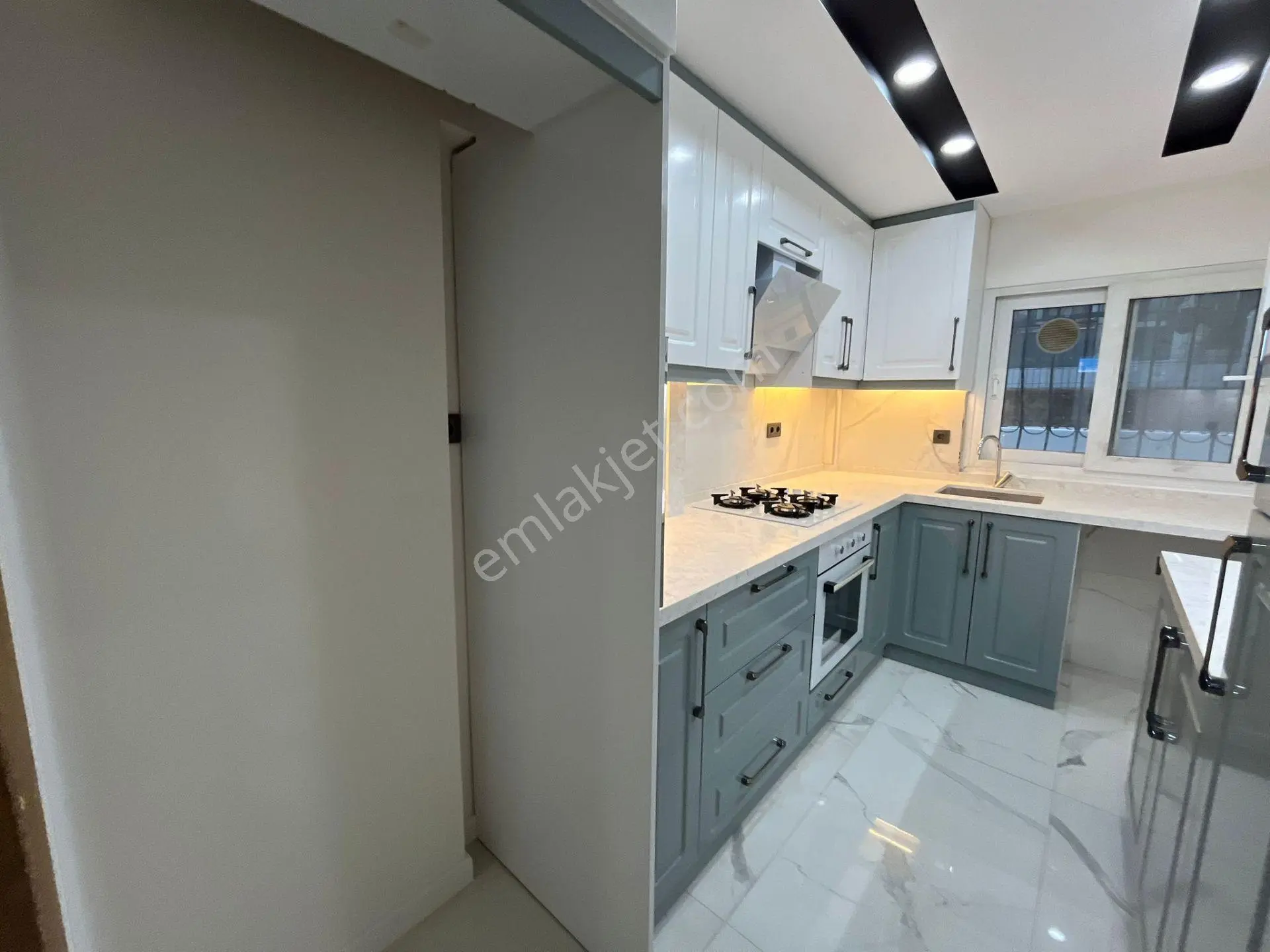 Asil'den Mithatpaşa Caddesinde 2+1 Giriş Kat Sıfır Yapılı Daire - Görsel 3
