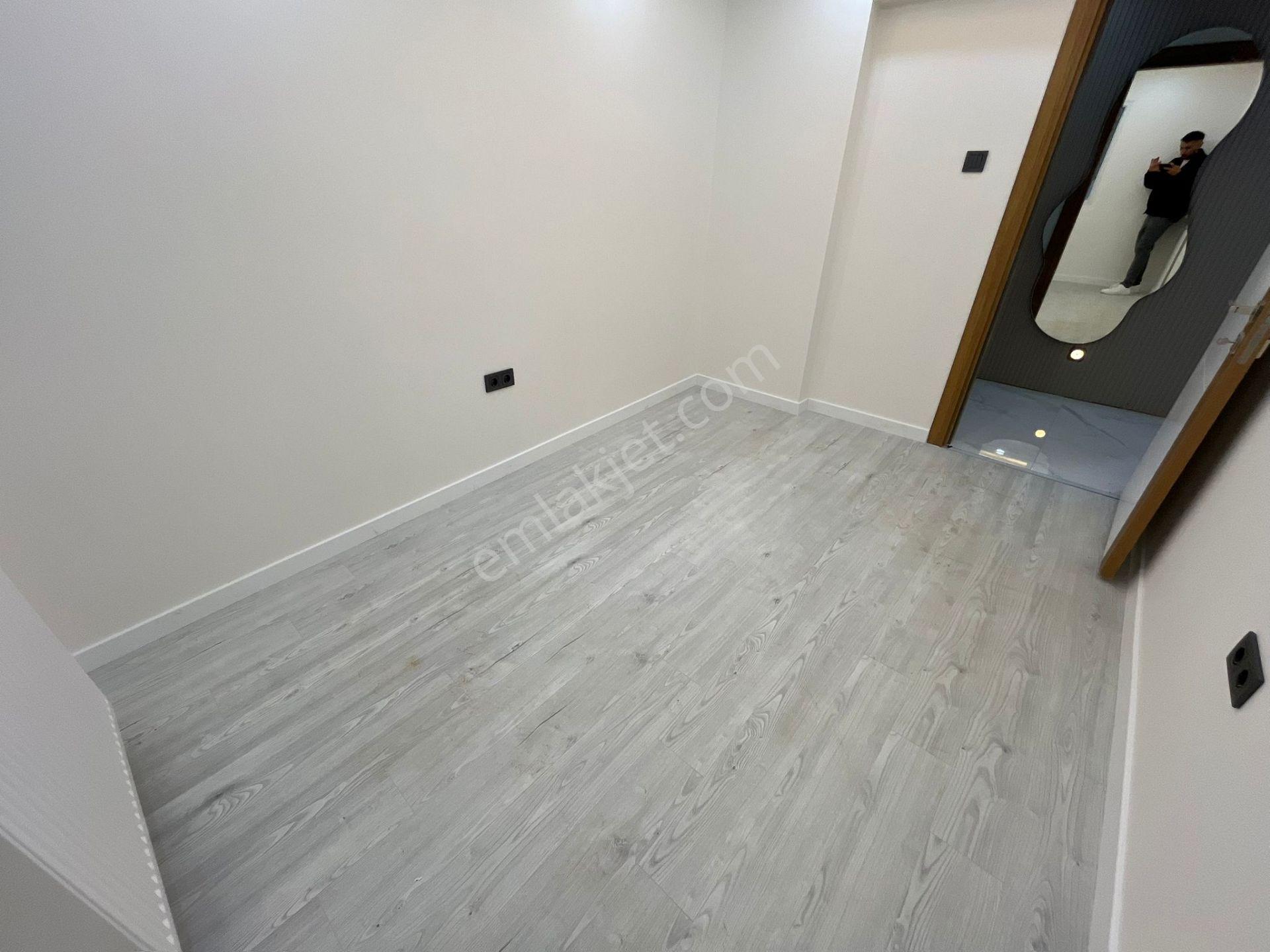 Asil'den Mithatpaşa Caddesinde 2+1 Giriş Kat Sıfır Yapılı Daire - Görsel 22