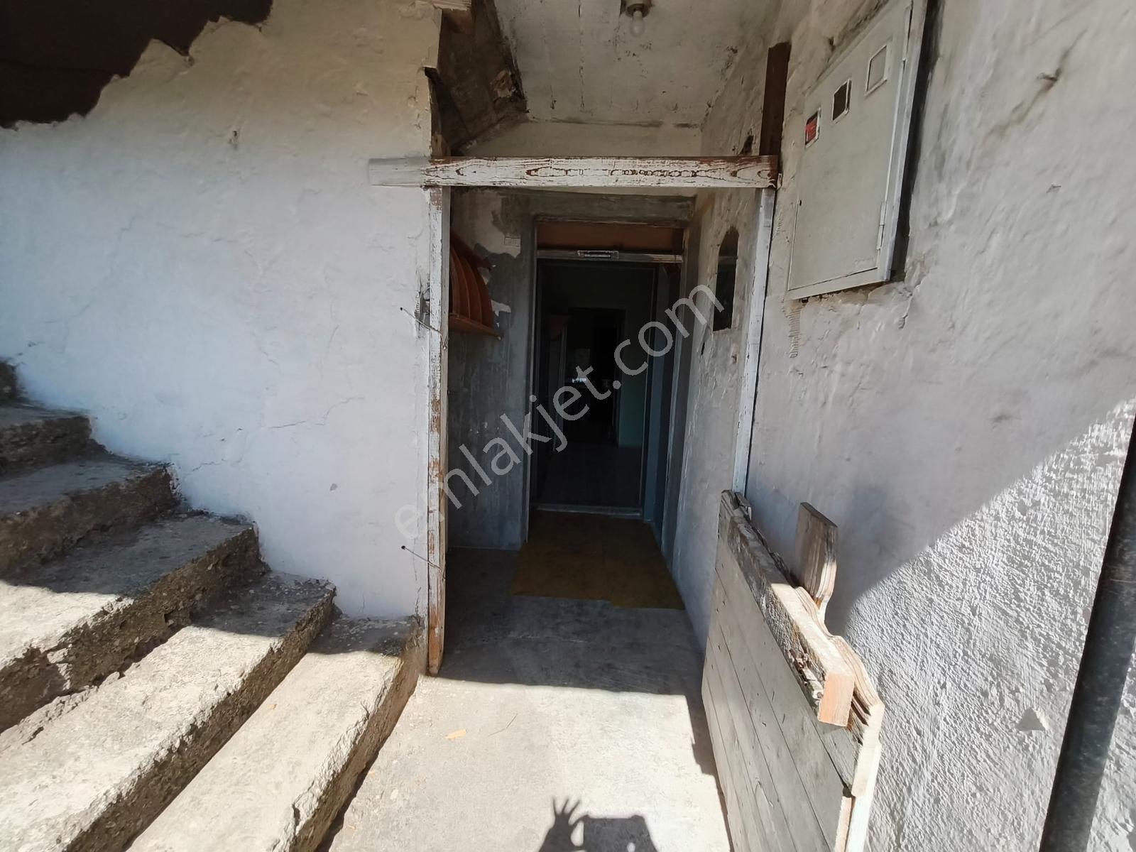 Çayırova Emek Mh. 3+1 Daire 140m2 75 M2 Toprak Tapulu Satılık - Görsel 7