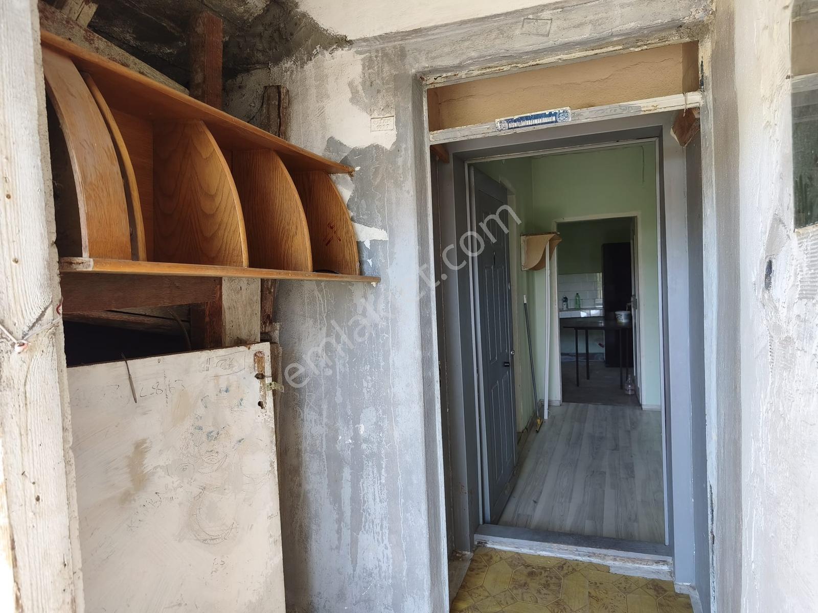 Çayırova Emek Mh. 3+1 Daire 140m2 75 M2 Toprak Tapulu Satılık - Görsel 9