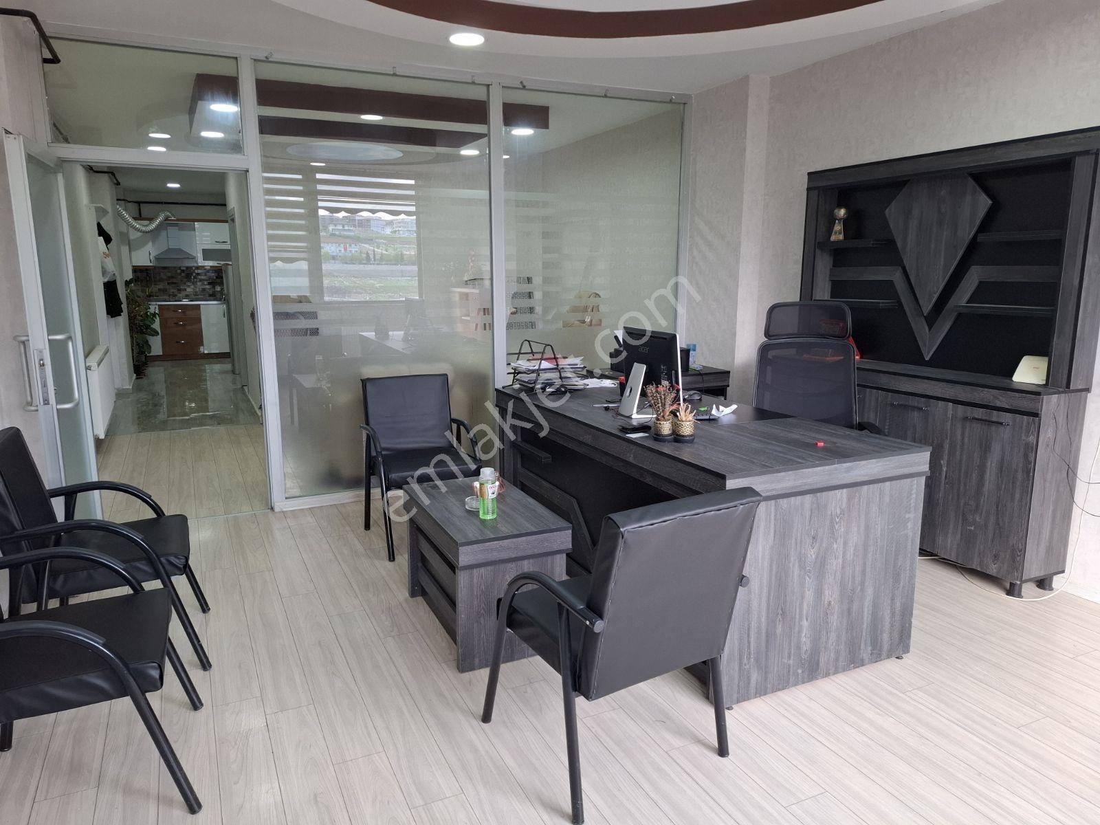 Hakev'den Çarşı Merkezde İş Merkezinde Satılık Ofis - Görsel 5