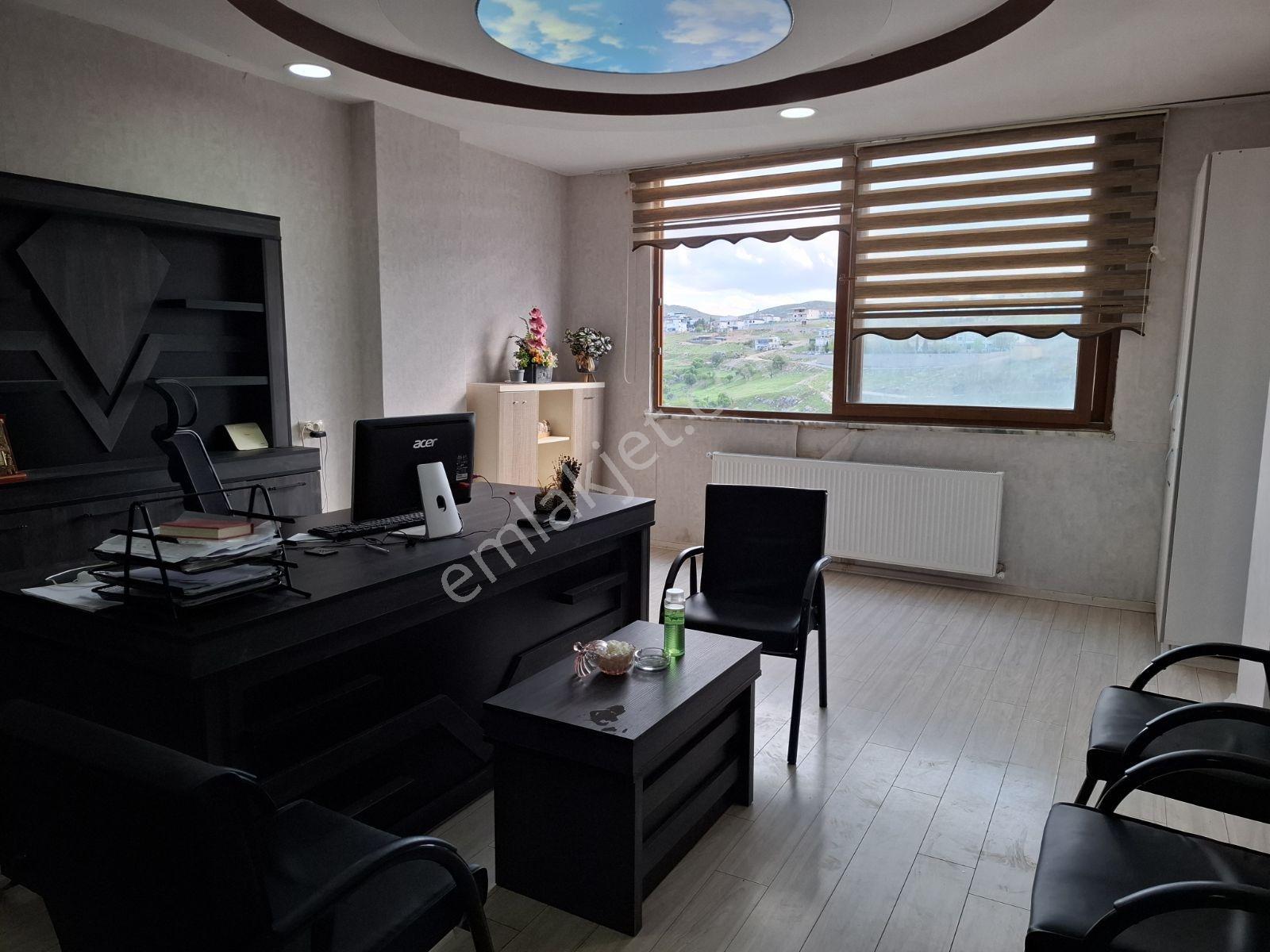 Hakev'den Çarşı Merkezde İş Merkezinde Satılık Ofis - Görsel 3