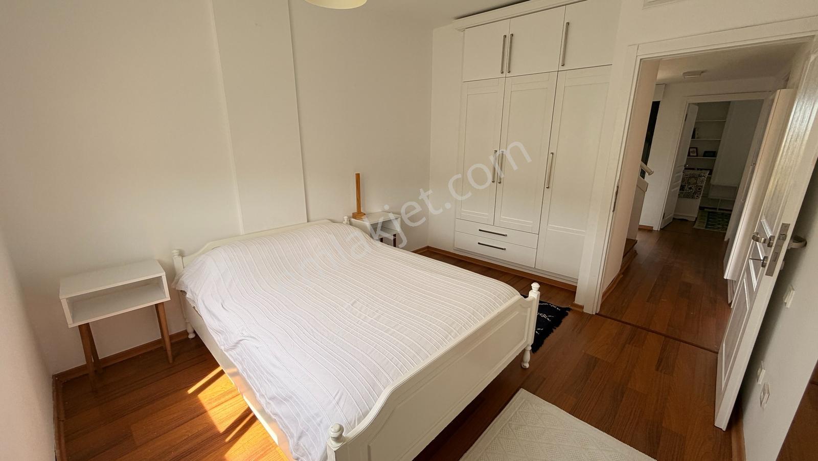 Alaçatı Göbene' De Kiralık Eşyalı Dubleks Villa - Görsel 25