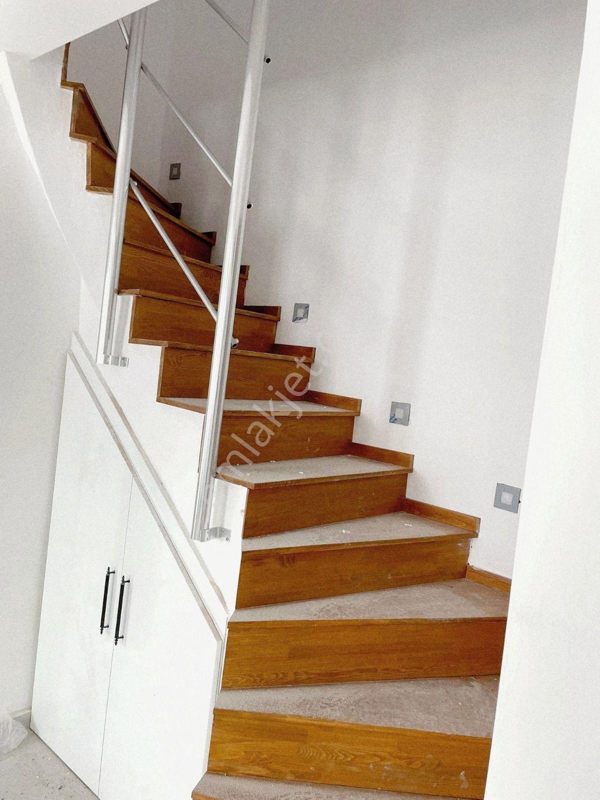 Denize 500 Mt Mesafede 4+1 Villa - Görsel 28