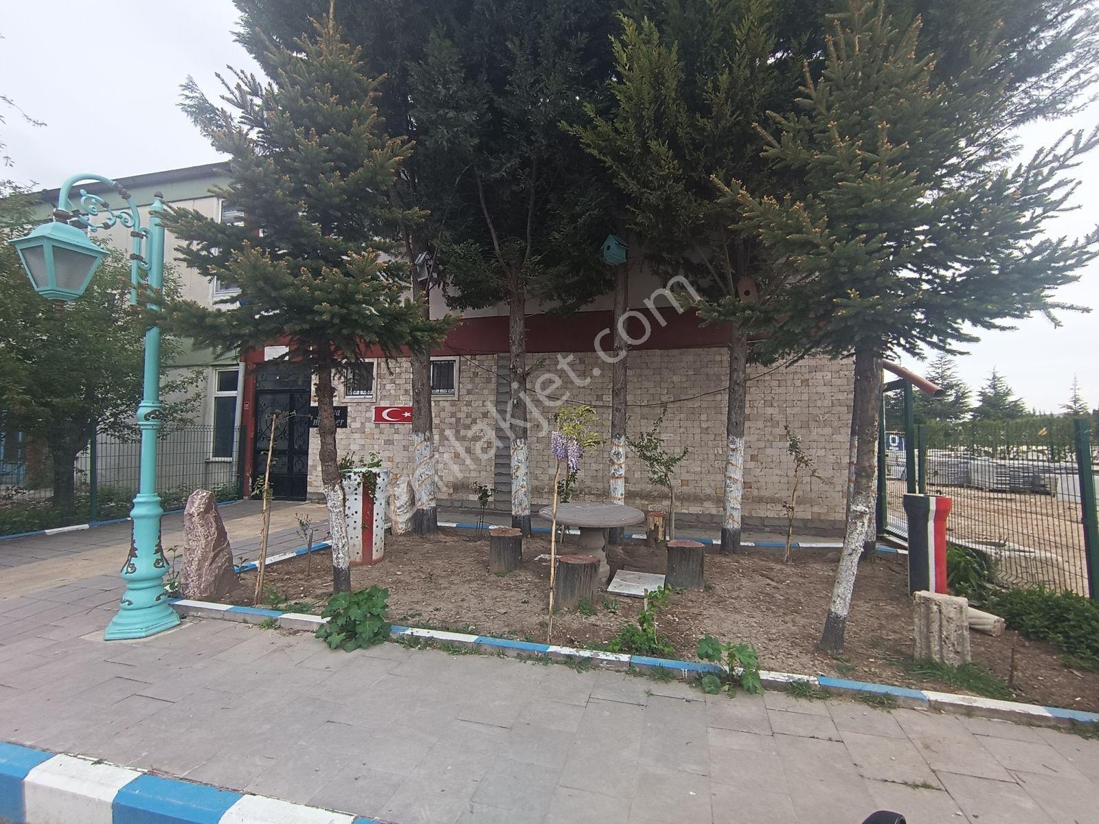 Rw Nest'ten Emko 3. Cadde'de Köşe Konumlu Satılık İşyeri - Görsel 4