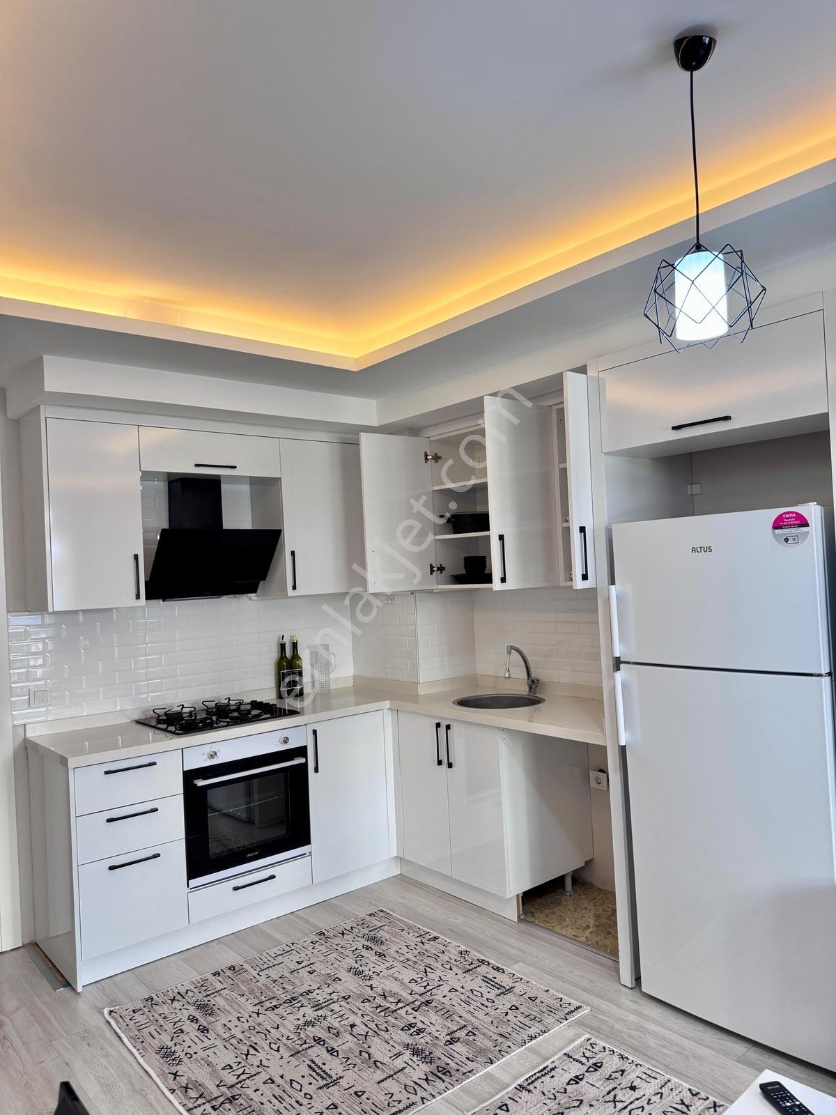 Rotam Emlaktan Ortaca'da Havuzlu Full Eşyalı Kiralık 1+1 Daire - Görsel 11