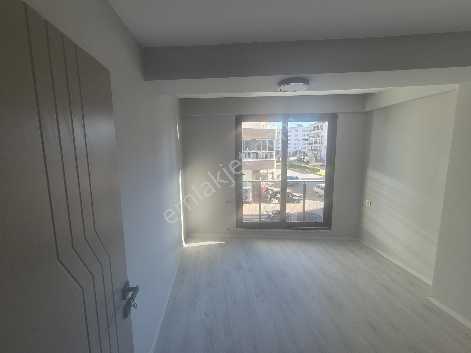 Rotam Emlaktan Ortaca Cadde Üstünde 1+1 Sıfır Geniş Satılık Ev - Görsel 7