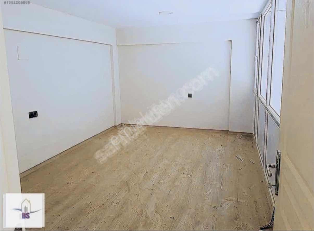 Yetsan Yüreğır İşmerkezinde 90m2 Asma Katlı İşyeri Kiralık - Görsel 10