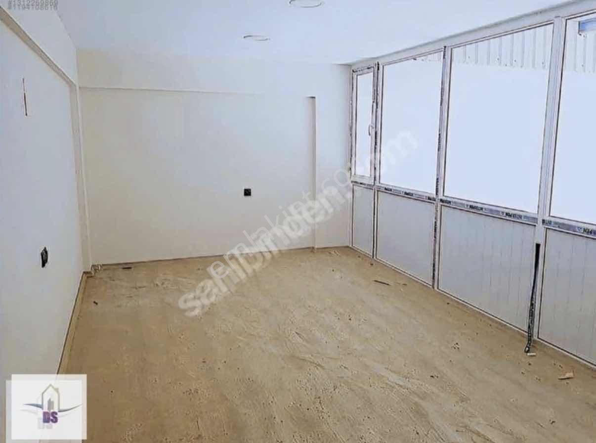 Yetsan Yüreğır İşmerkezinde 90m2 Asma Katlı İşyeri Kiralık - Görsel 9
